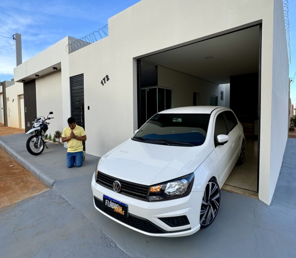 EDIÇÃO VIRADA DE CHAVE, CASA MOBILIADA + 1 CARRO + 1 MOTO NA GARAGEM + 1 IPHONE 15 PRO MAX 