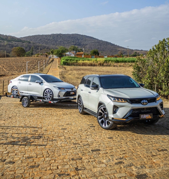 TOYOTA SW4 DIAMOND, TOYOTA COROLLA 2022 ALTIS PREMIUM